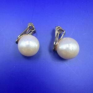 Oversized Faux Pearl Earring Clip On Pat Pending 3159894 Retro Jewelry Preppy